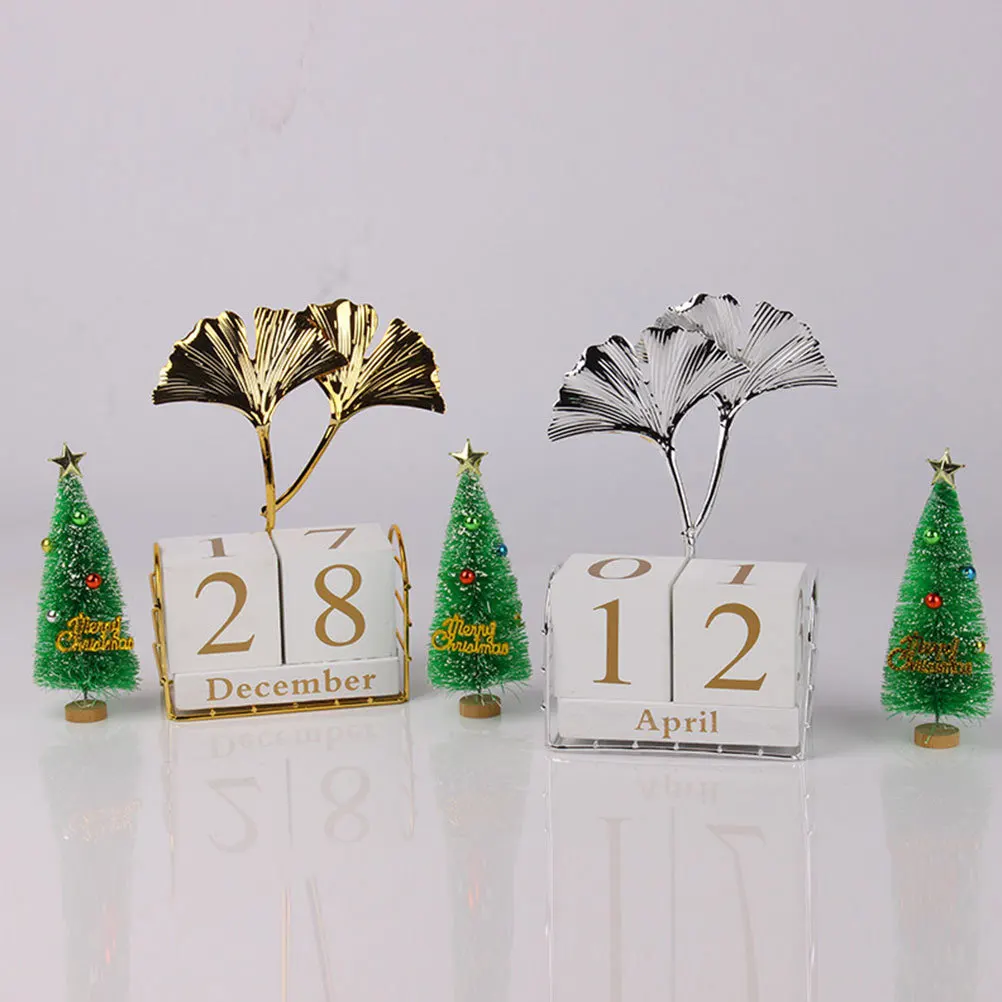 

Block Calendar for Desk Manual Turn Date Display Lovely Gift for Family Friends Colleagues Block Calendar Desktop Ornament