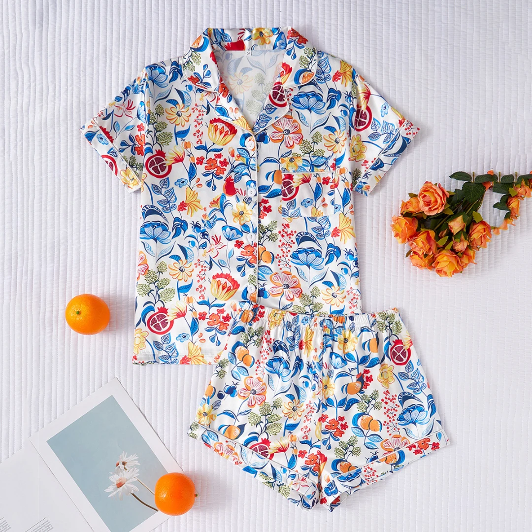 

Flowers Themed Pajama with Colorful Print Lapel Short Sleeve Short Trousers Loungewear Home Wear Clothes Valentine's Day Gifts