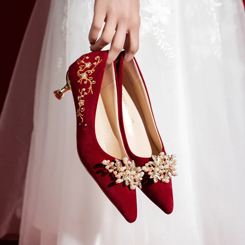 

Red Wedding Shoes Luxury Rhinestone Wedding Bride Shoes Temperament Pointed Stiletto Heels Chinese Style Red Xiuhe Wedding Shoes