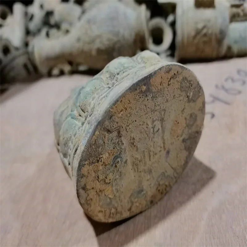 Old Bronze Be unearthed, China Come From FOLK Collection Copper Guanyin Statue