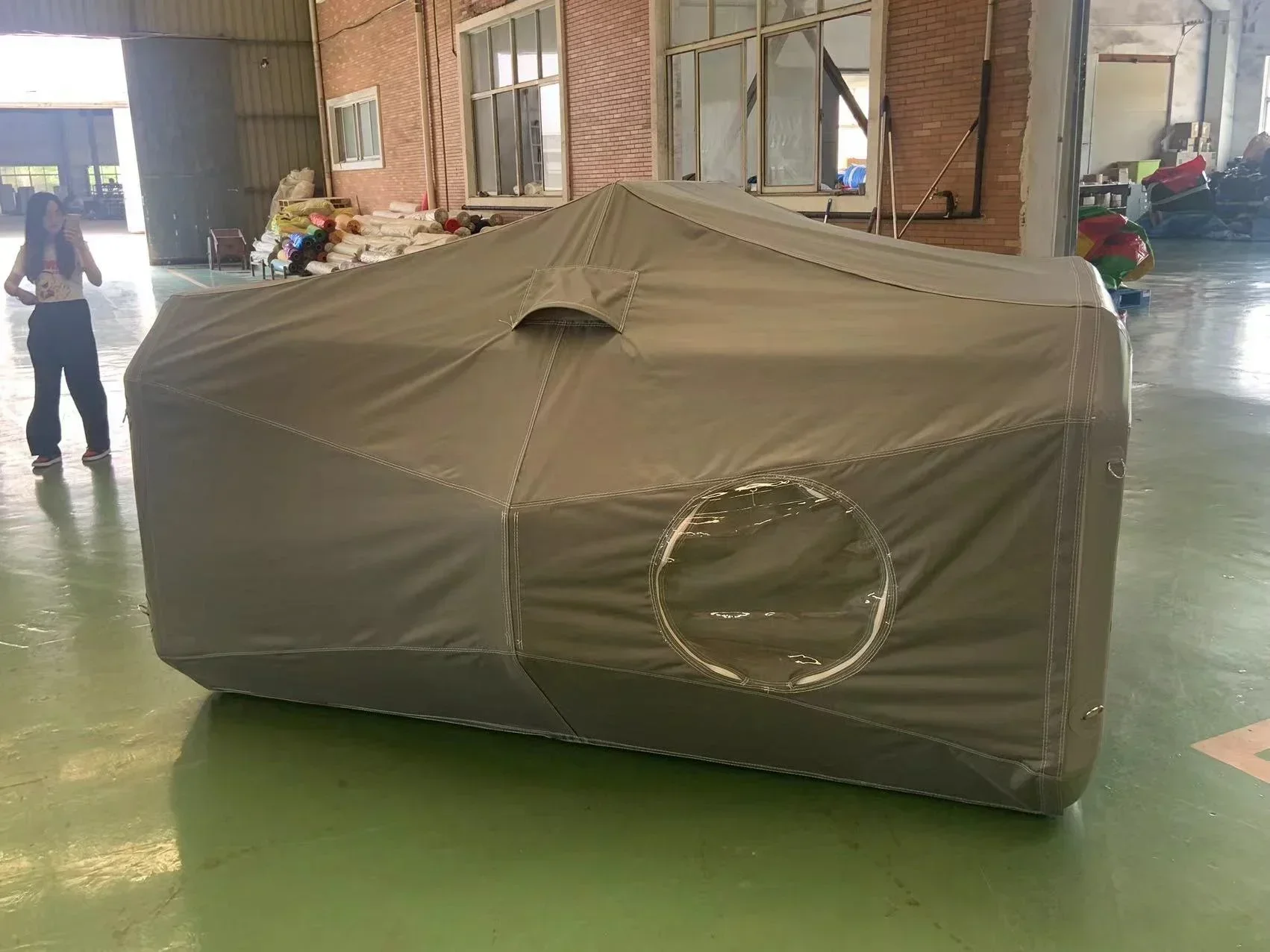 Outdoor portable waterproof inflatable camping tent customized inflatable tent