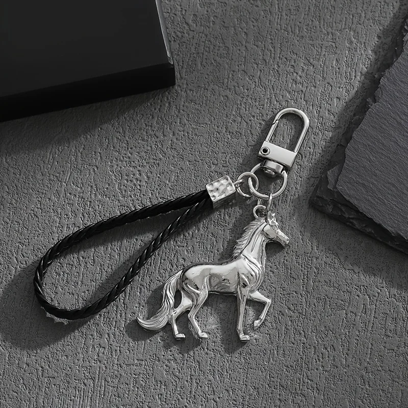 2/1 Piece Set of Fashionable European and American Style Creative Animal Horse Keychains, Bag Accessories Suitable for Men and Women, Car Key and Bag Decoration, and Gift-Giving, Halloween and Christmas Gifts
