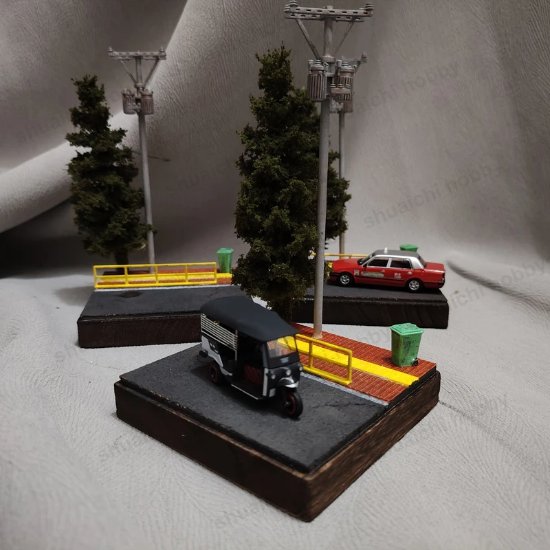 1PCS Miniature Display Scene Model Simulated Highway Parking Space Desktop Ornament Diorama Parts for 1/64 Car/Motorcycle/Figure