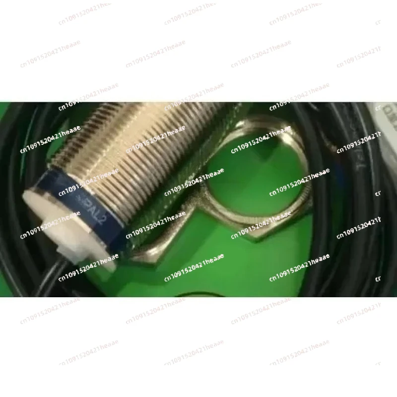 

Подходит для индуктивных датчиков приближения XS630B1NAL2, XS630B1PAL2, XS630B1NBL2, XS630B1PBL2, XS612BLPAL2C, XS630BLPAL2C