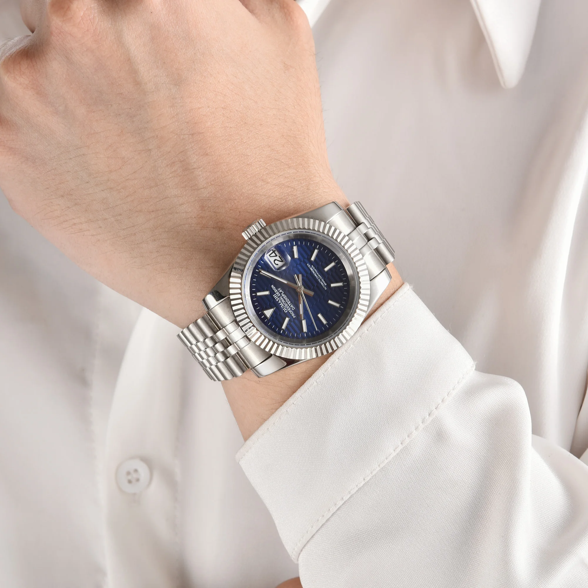 36mm/39mm men's automatic watches with luminous 28.5mm NH35 dial 316L stainless steel bracelet and Japan NH35 automatic movement