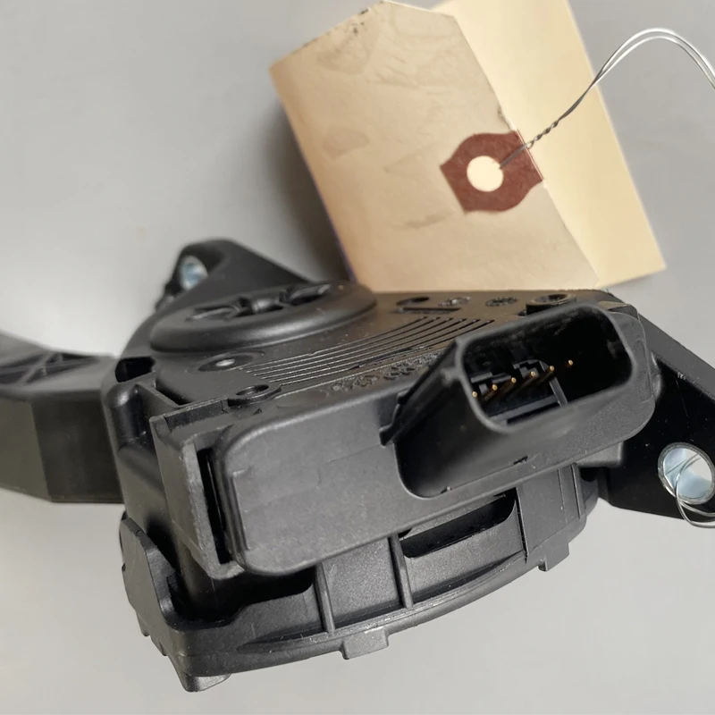 53032868AD Педаль акселератора 53032868AD для Jeep Wrangler 2007-2018 53032868AA 53032868AB 53032868AC