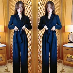 2024 Spring New Loose and High end Lnternet Popular Popular Fashion Jumpsuit Women's Style V-neck Waist Waist Slimming Jumpsuit