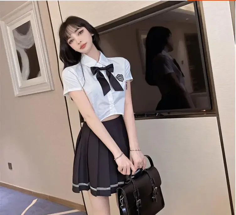 Uniforme scolaire japonais pour femmes, costume de marin Cosplay JK plissé