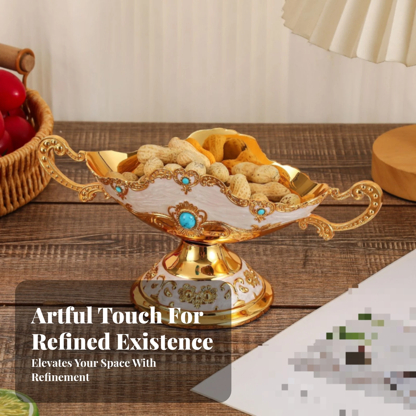 Tableware Gold-Toned Ornate Serving Set Mirrored Center Round Metal Tray Side Handle Drink Serving Set