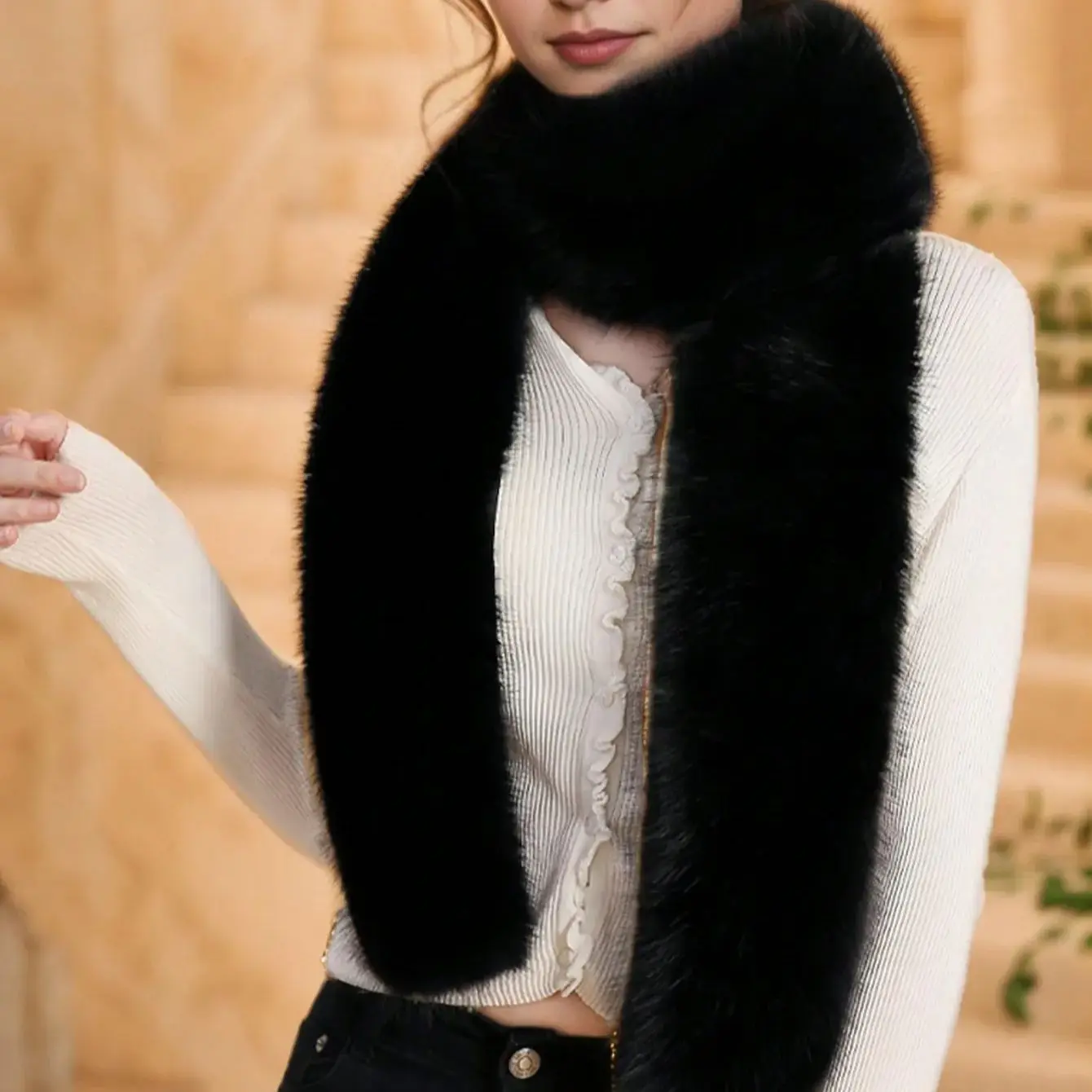 1Pc Handmade Women's Solid Color Faux Fox Fur Long Scarf, Neck Warmer, Autumn and Winter Scarf, Warm and Stylish, Decorative Scarf, Available in Black and White, Suitable for Gifting, Warm and Cozy