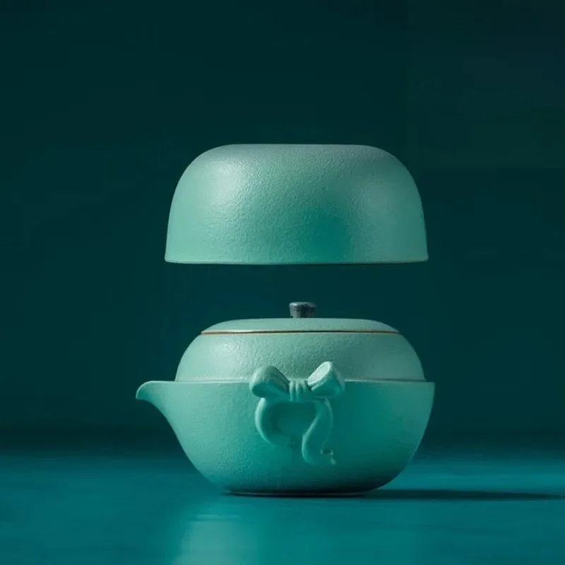 Travel tea set, portable outdoor tea set, express cup, high-end brewing tea, tea cup with bag, one pot and one cup.