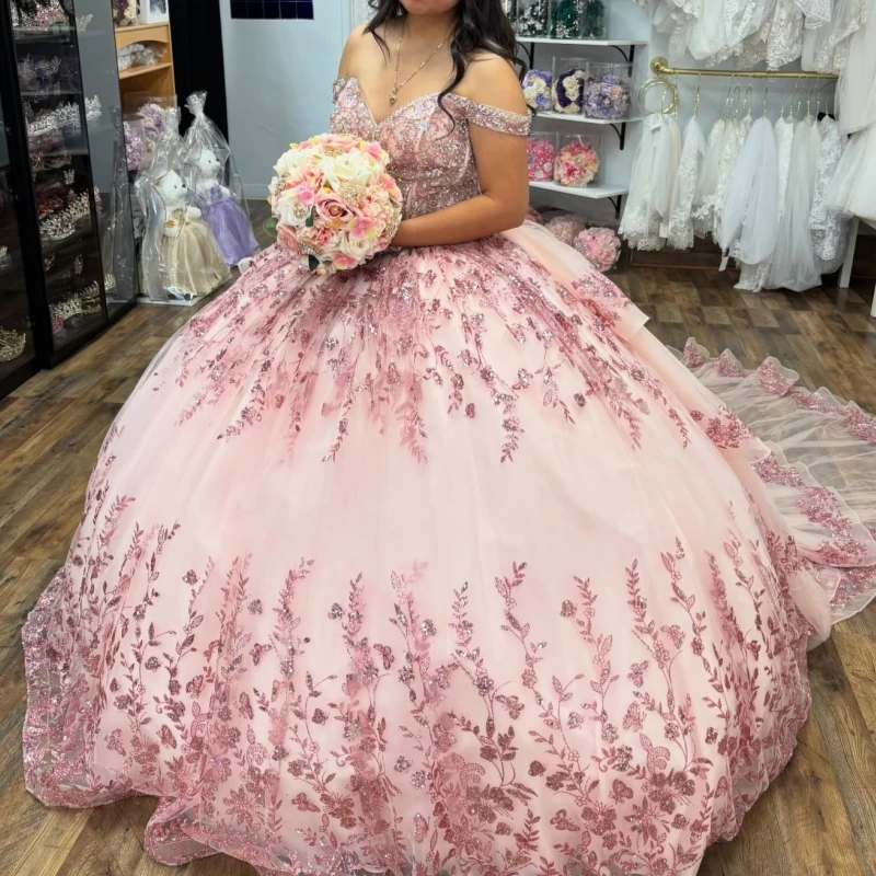 

Светло-розовые блестящие платья Quinceanera с открытыми плечами и блестками, аппликация, кружево, бисер, кристалл, корсет, тюль, вечеринка, день рождения, сладкий 16