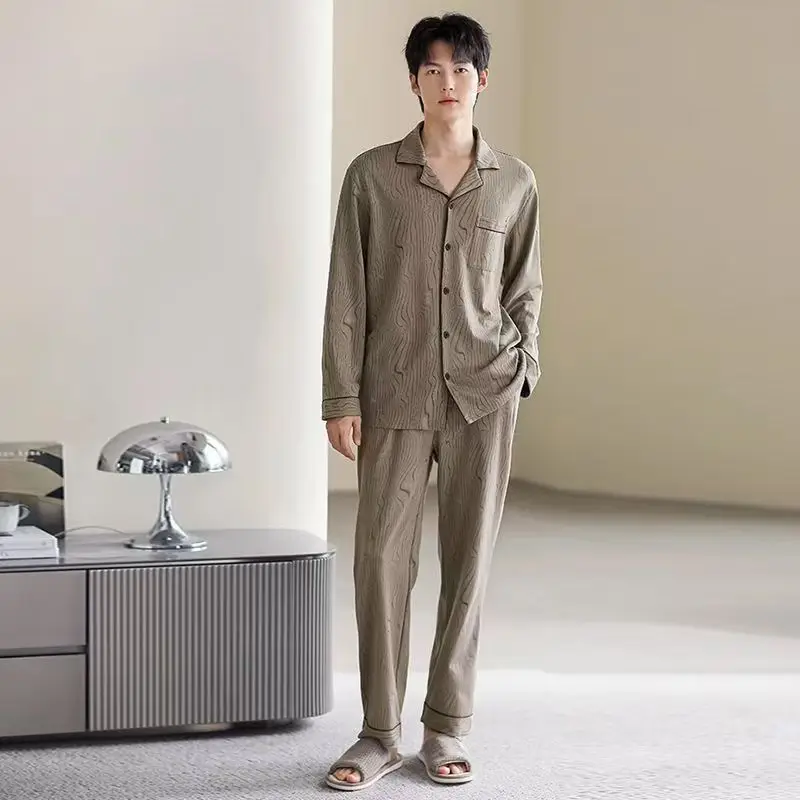 2025 جديد سترة الرجال منامة الربيع والخريف طويلة الأكمام السراويل الطويلة للشباب ومتوسطي العمر يمكن ارتداؤها خارج المنزل ارتداء رداء غير رسمية