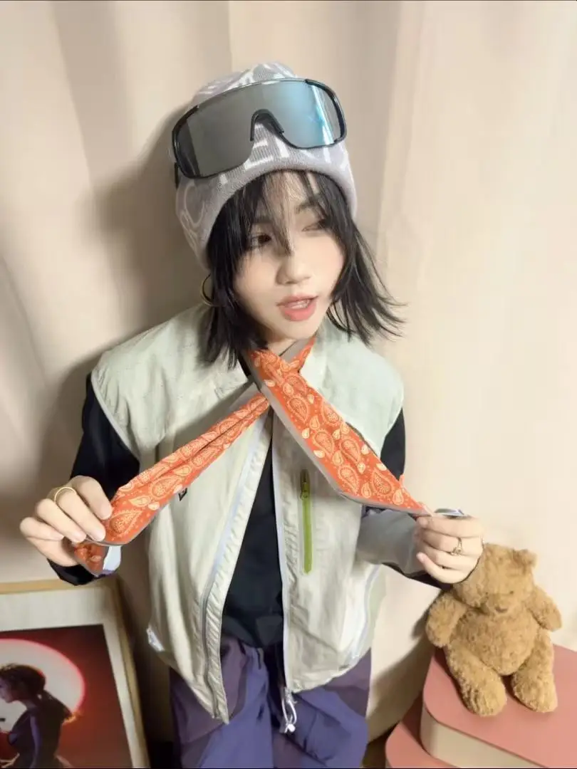 

Легкий спортивный быстросохнущий многофункциональный жилет унисекс со светоотражающими элементами, свободного кроя, для спорта и активного отдыха