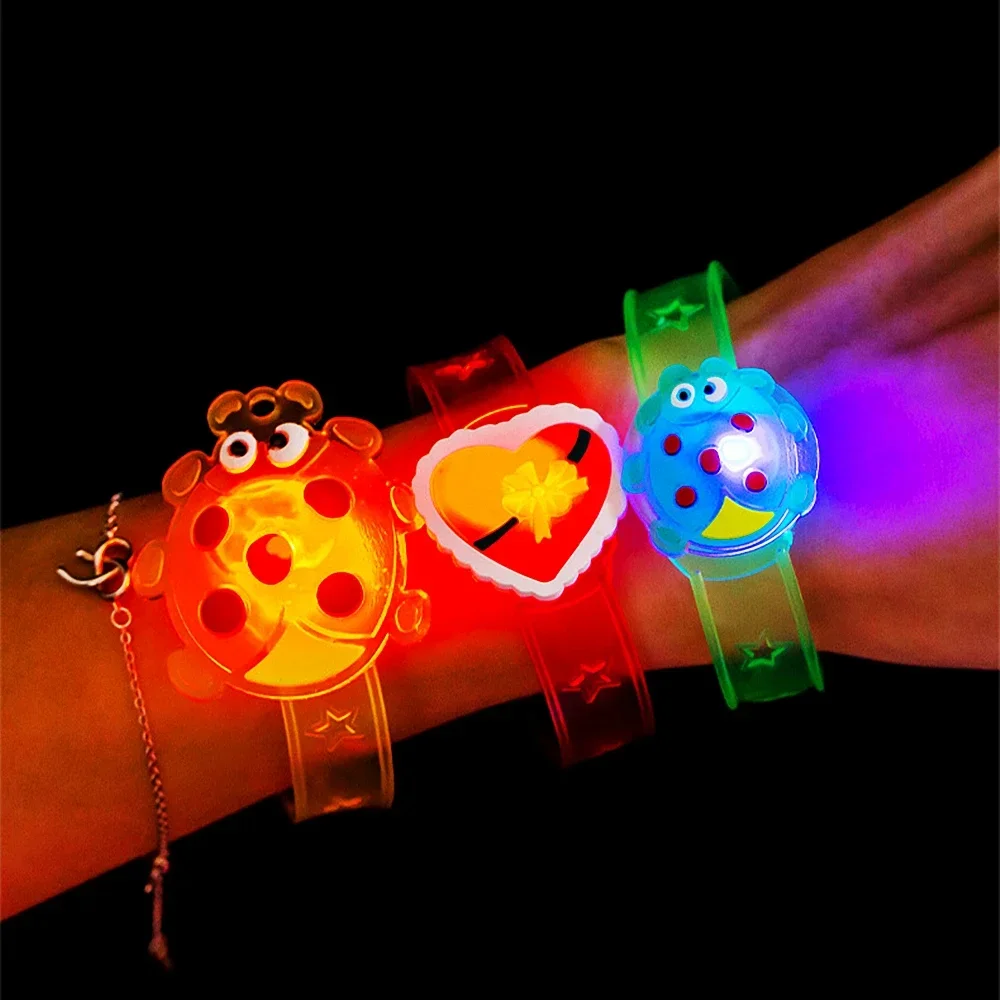 Cartoon leuchten Armband kreative Uhr Glitzer kleine Spielzeuge Kinder geschenke festliche Party dekorationen leuchten im Dunkeln Spielzeug