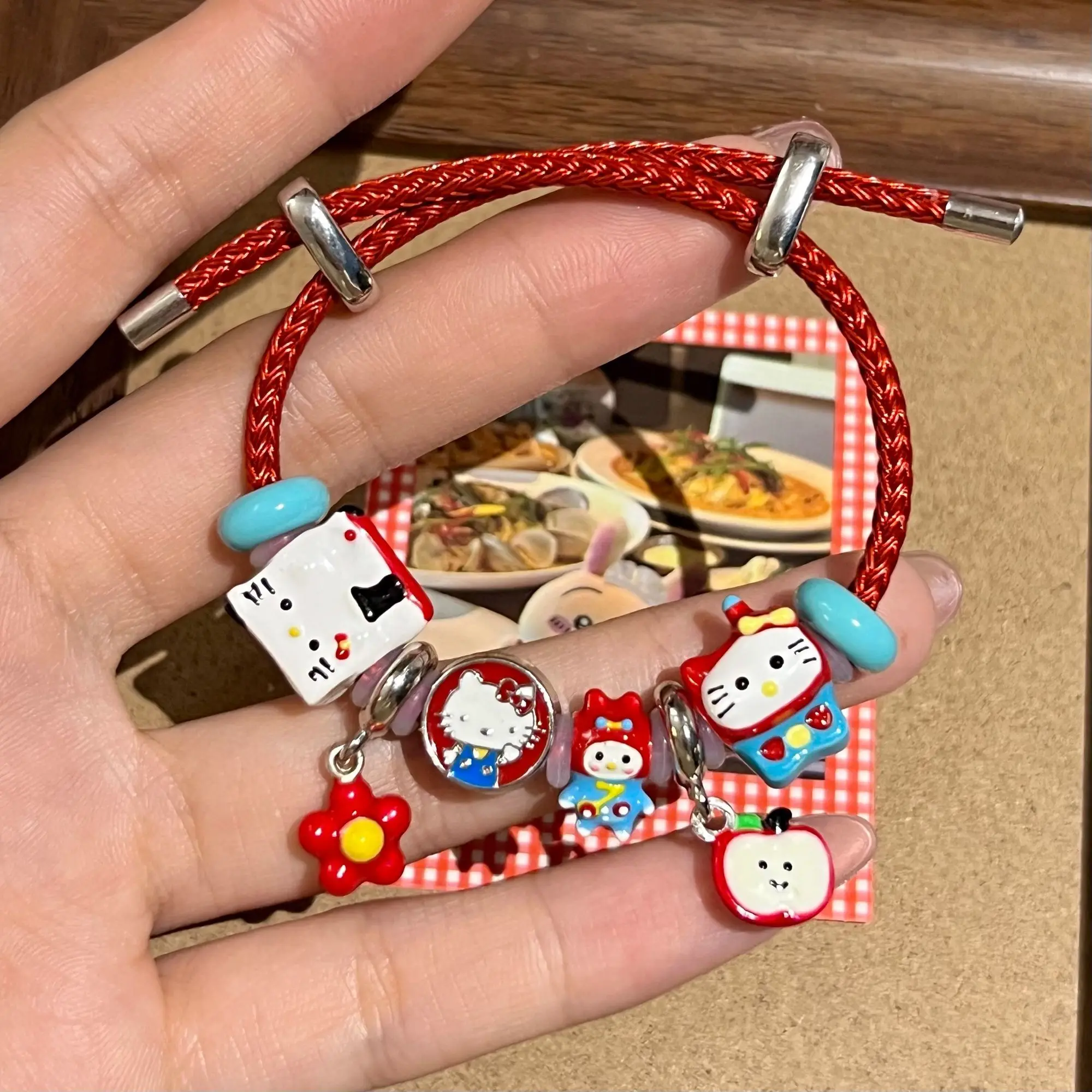 

Hello Kitty браслет из сплава с каплями масла дофамин милое яблоко лучший друг браслет ювелирные изделия