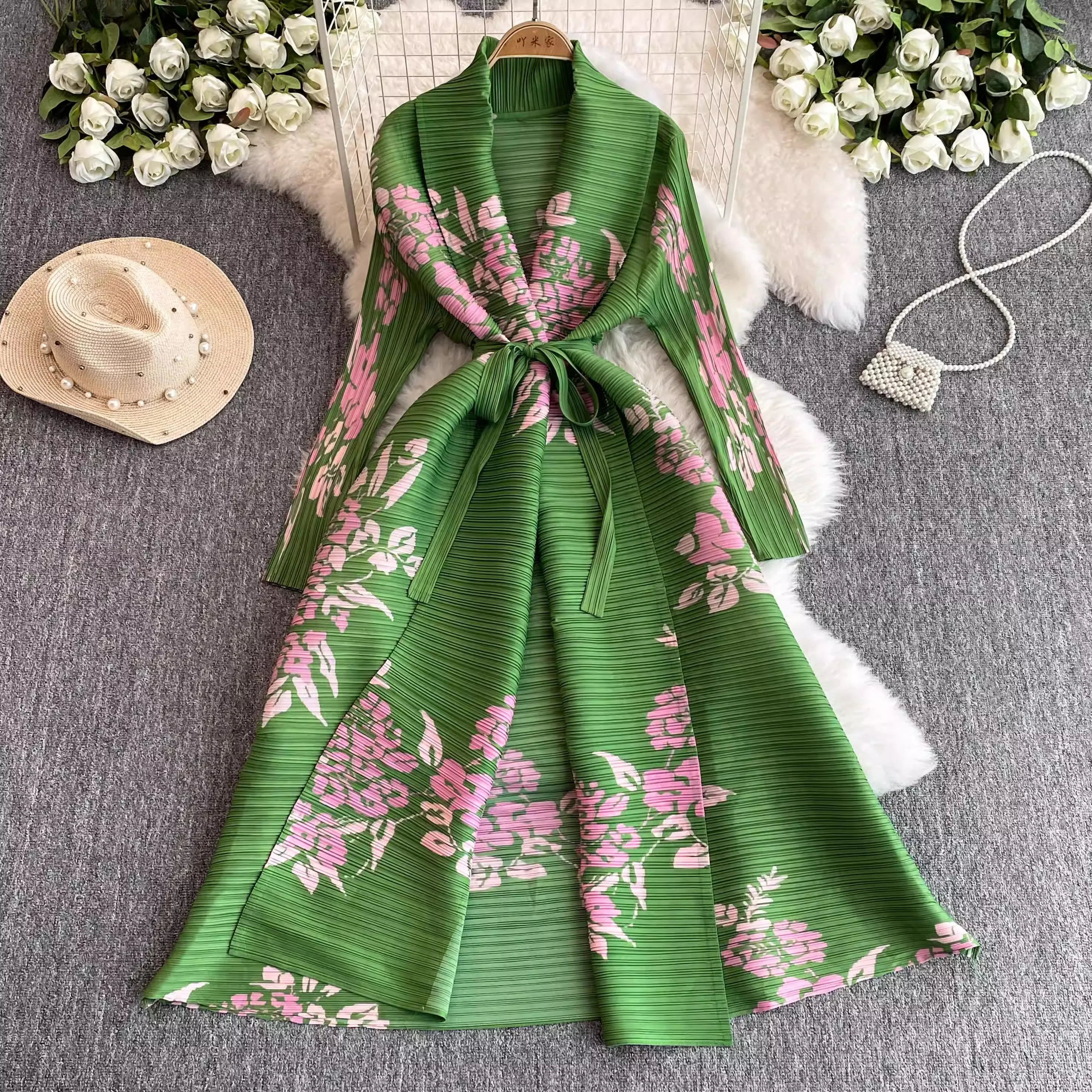 Elegant New Autumn Miyake Pleated Long Trench Coat Oversize Loose Women Green Flower Print Lace Up Belt High Stretch Outerwear