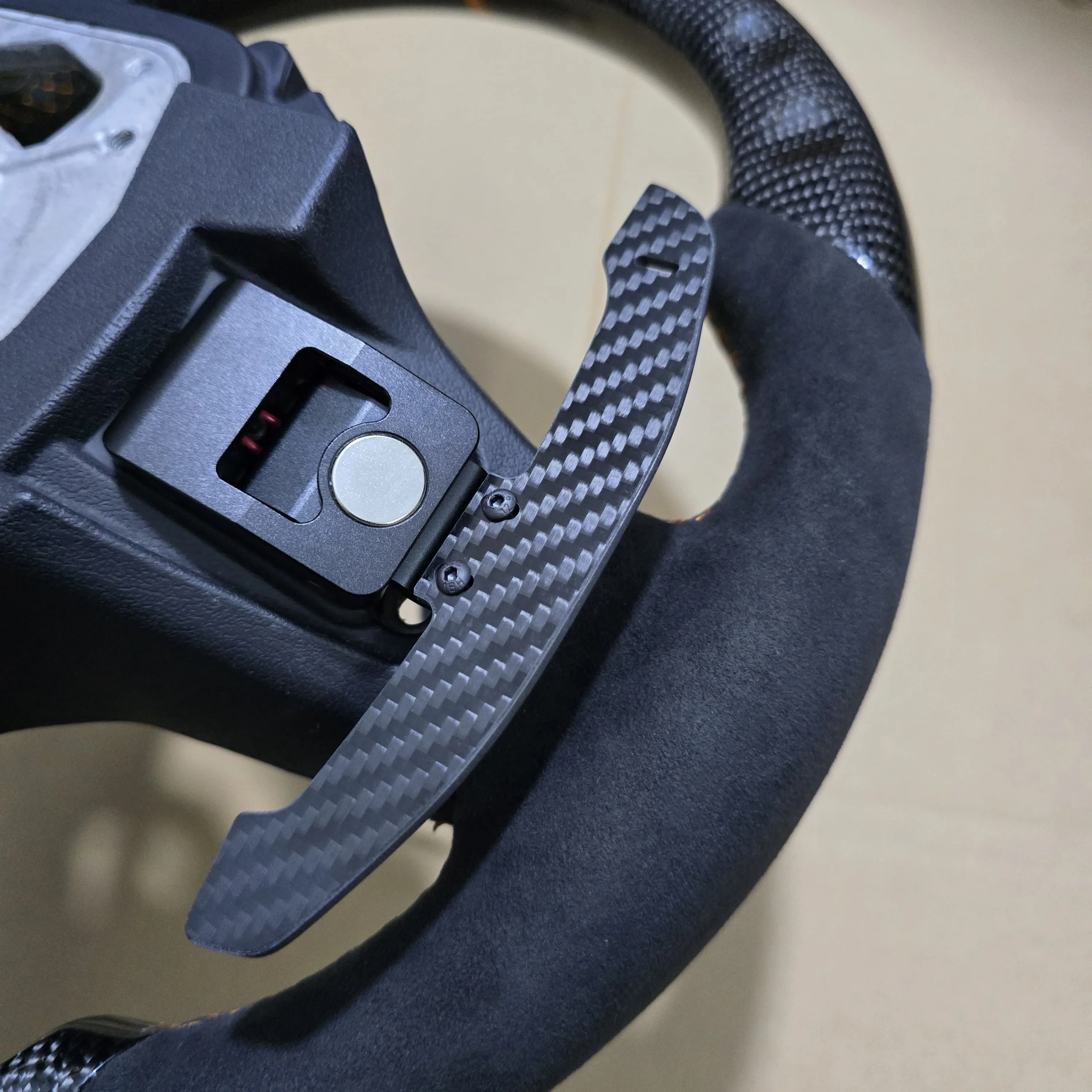 

High Performance Carbon Fiber Magnetic Paddle Shifters For BMW F&G series M3 G80 M4 G82 M5 F90 F20 F30 F32 F80 F10 G20 G30 G22