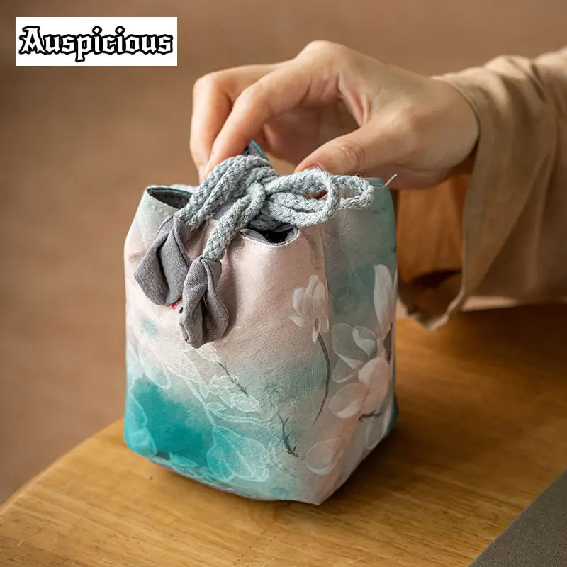 

Zen Lotus Cotton and Linen Portable Thickened Tea Cozies Elegant Tea Cozy for Teapot Hand Bag Travel Tea Set Bag Tea Ceremony