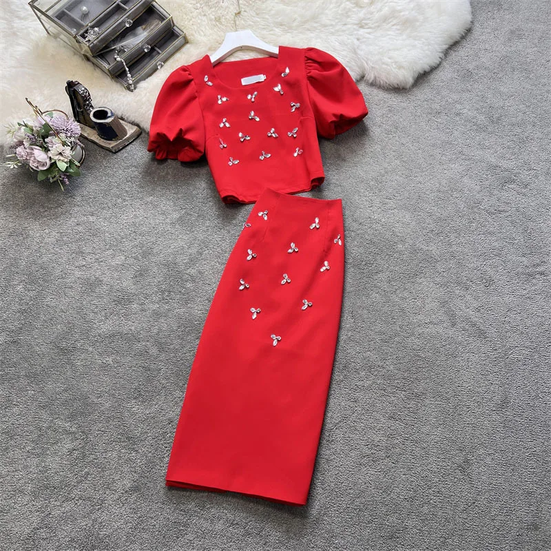 High Qulality Red Diamond-Studded Sleeveless Short Top High Waist Bag Hip Slit Slim Skirt Two-Piece Set Wedding Pattern Clothing