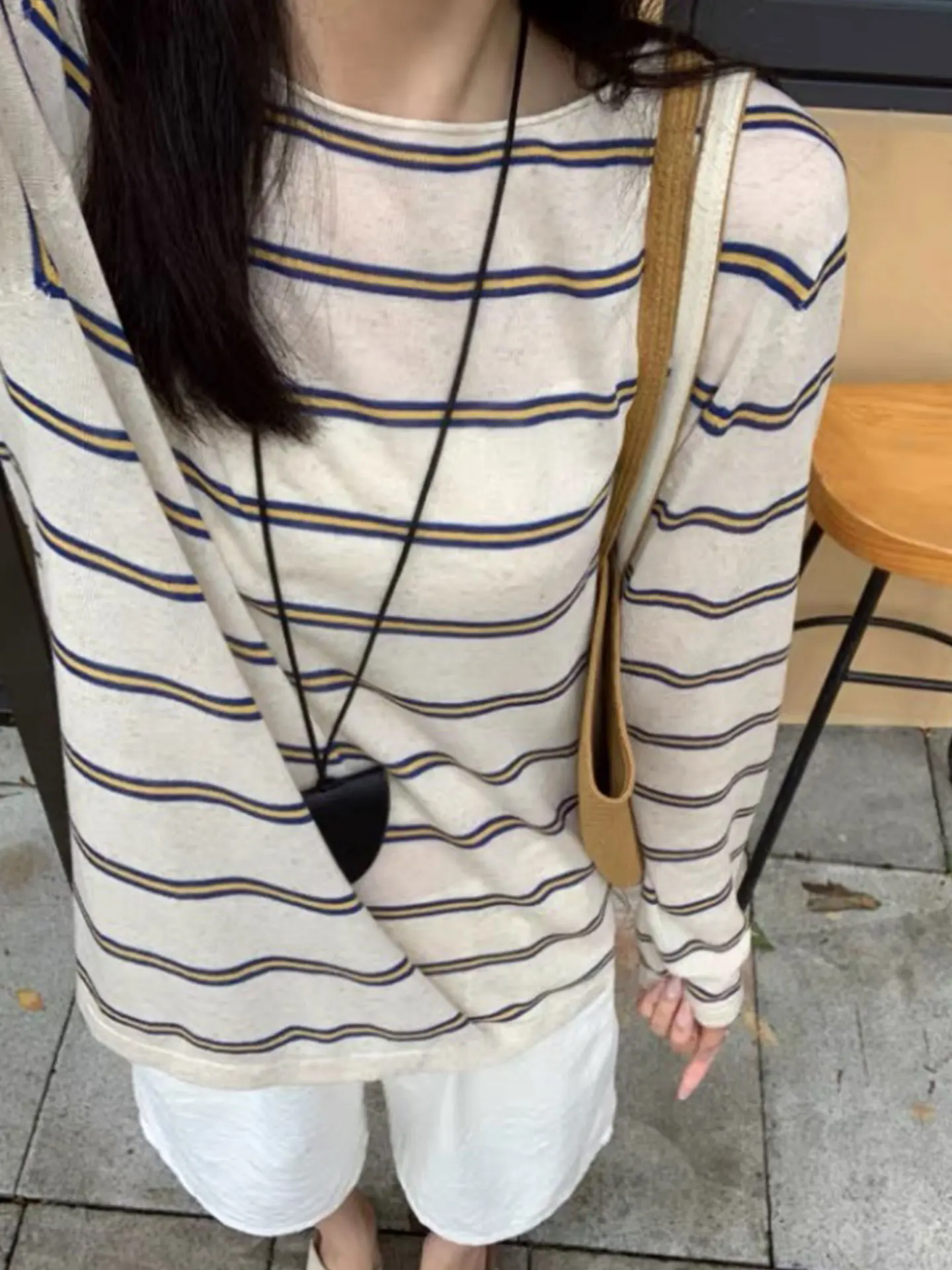 

Элегантный трикотажный топ из ледяного шелка с длинным рукавом, в полоску, с цветовыми блоками, летний, универсальный, с круглым вырезом, для повседневной носки, в корейском стиле, прямого кроя