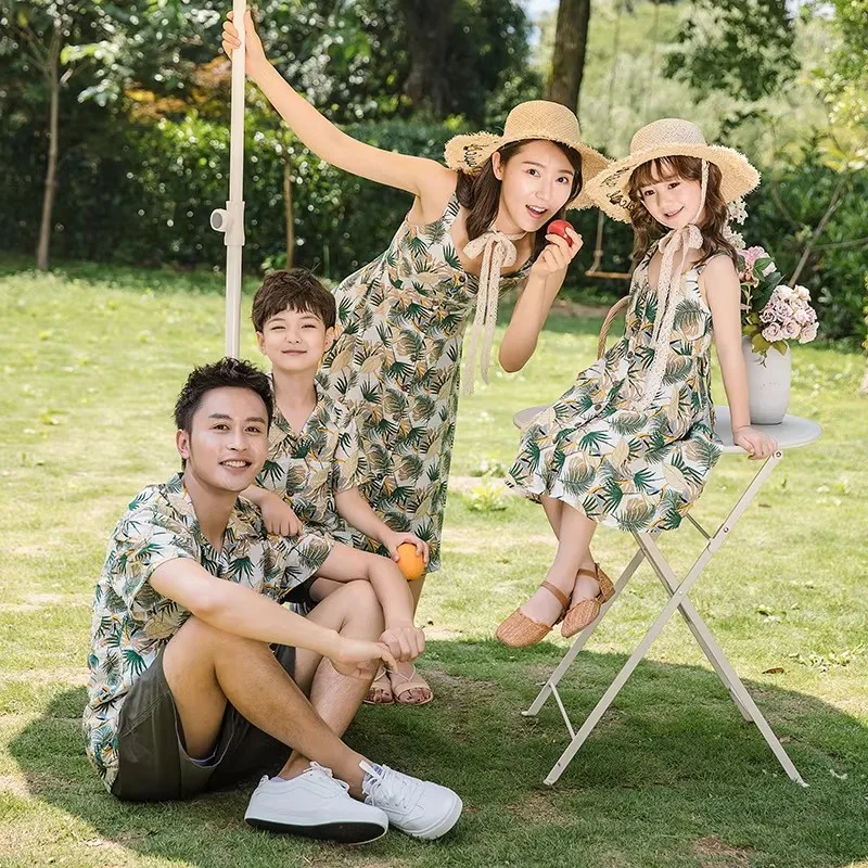 2026 Summer Family Matching Outfits Tropical Palm Print Sundress & Aloha Shirt Set for Mom Dad Kids Vacation Photoshoot