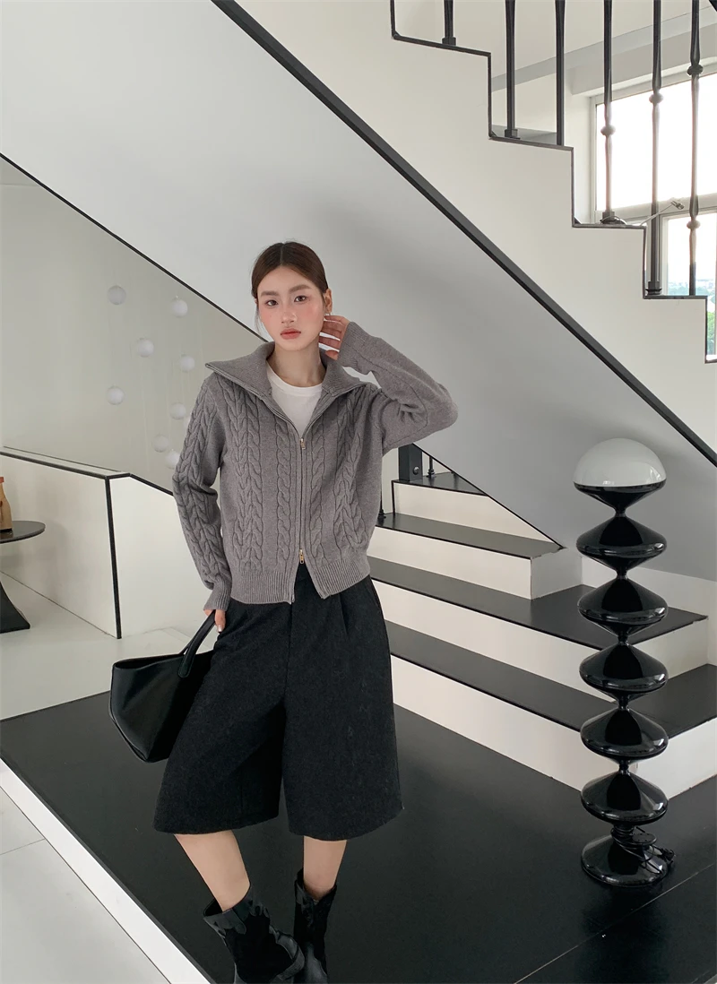 المرأة الياقة تويست متماسكة سترة قصيرة عارضة زيبر تصميم تحسس محبوك أعلى سترة صوفية عصرية #3