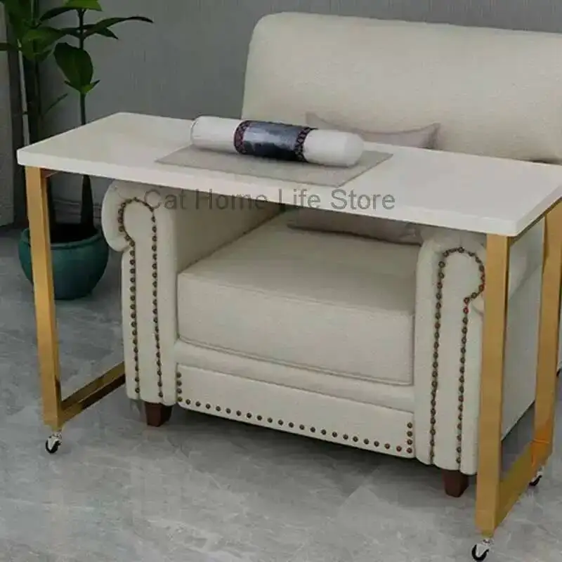 Рисунок 5 - Стулья для маникюрного салона