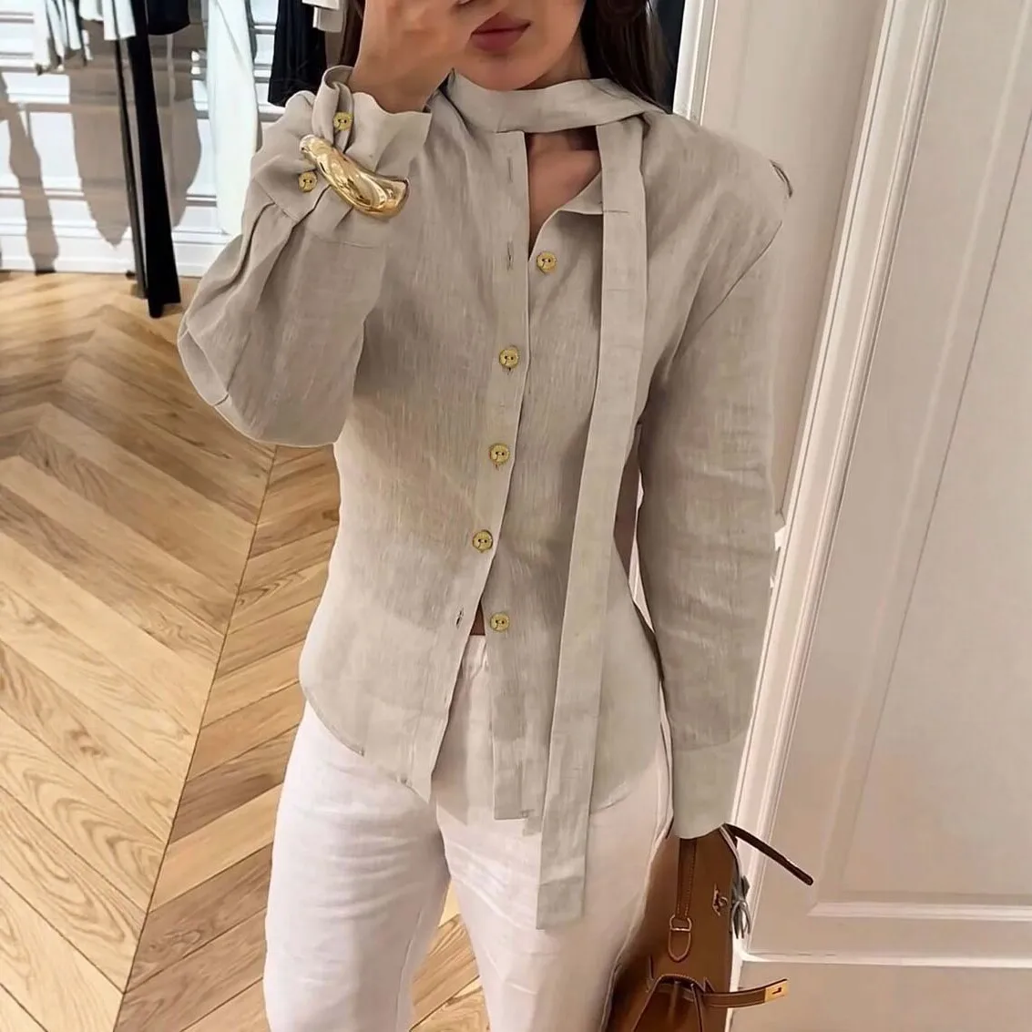 Elegant Women's Shirt Solid Color Slim Fit Simple Comfortable Loose Commuter Style Long-sleeved Single-breasted Scarf Collar Top
