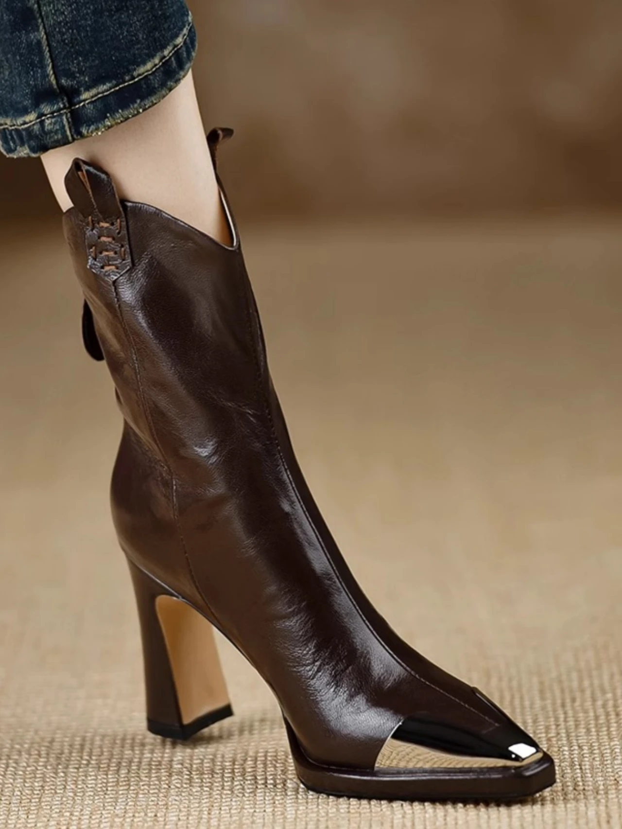 Home Office Head - Bottes courtes à talons simples pour