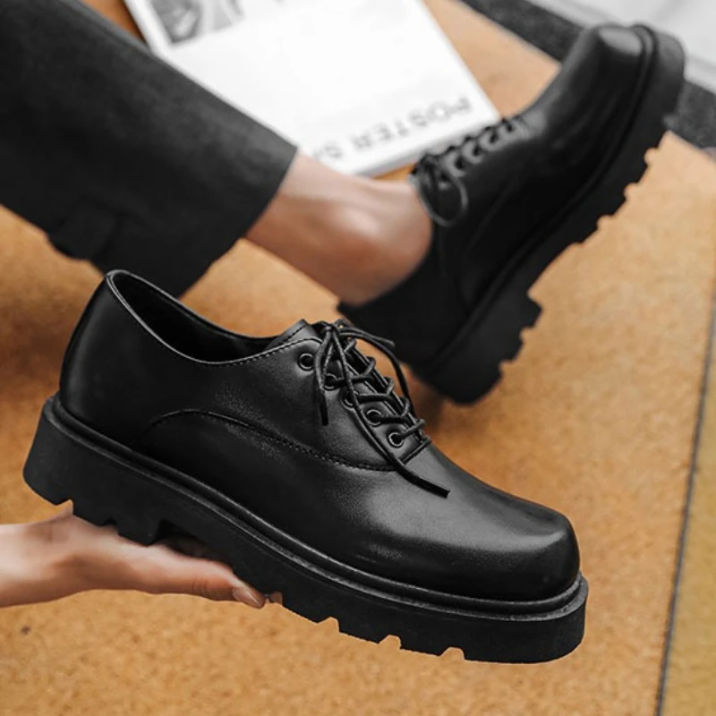 

Мужские классические туфли на плоской подошве, низкие, на шнуровке, однотонные, с толстой подошвой, уникальные и модные, новый стиль, кожаные.