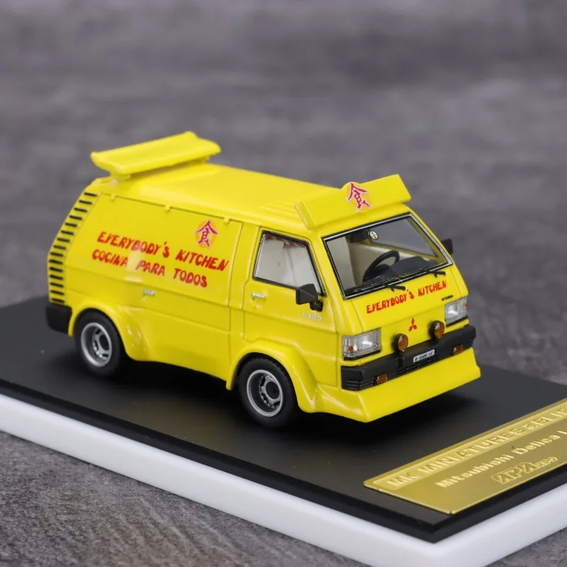 MK 1/64 Mitsubishi Delica L300 APAxpo Legierung Kraftfahrzeug Diecast Modelle Auto Spielzeug Sammlung Jungen Weihnachtsgeschenke