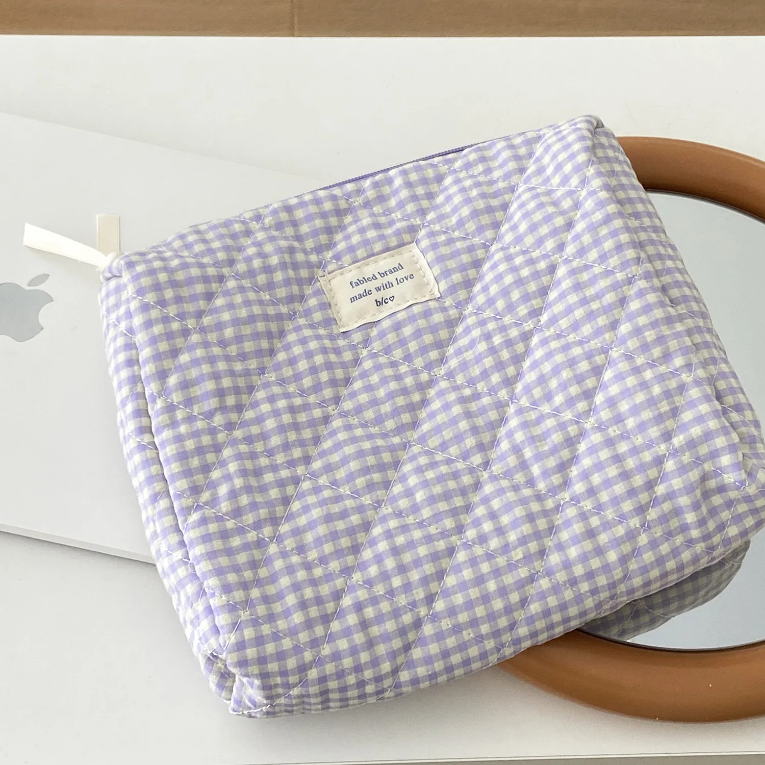 Berry-colored large-capacity student cosmetic quilted toiletry bag storage bag plaid makeup bag Korean ins