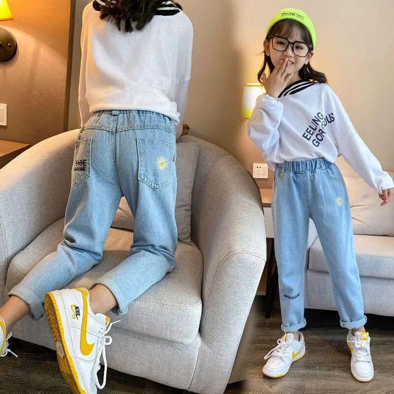 

2025 Girls Jeans Kids Clothes Cotton Pants Baby Children Cartoon Pattern Casual Elastic Waist Denim Trousers Fashion Daily Wear