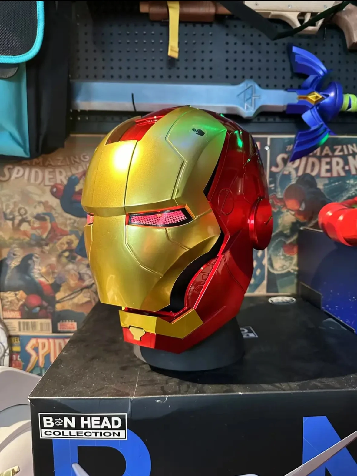 Iron Man Maske 1:1 Anime-Peripheriehelm, elektrisch tragbar, automatisch öffnend und schließend, Modell für Erwachsene, Spielzeug, Geburtstagsgeschenke – Detail 4
