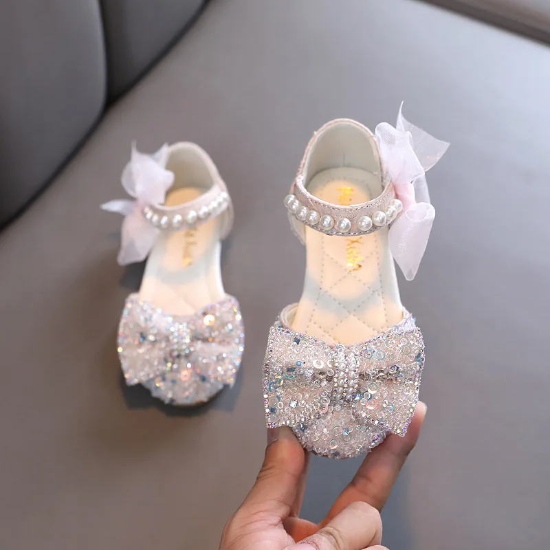 AINYFU Summer Girls Sequin Bow Fashion Sandals Children\'s Glitter Pearl Flat Princess Shoes Cute Kids Breathable Beach Sandals