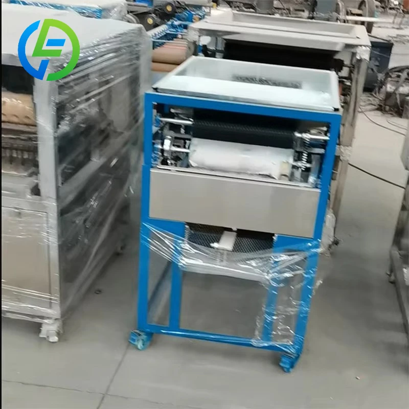 صواميل المكاديميا عالية الجودة في آلة قطع القشرة آلة فتح صواميل المكاديميا معدات فتاحة المكسرات
