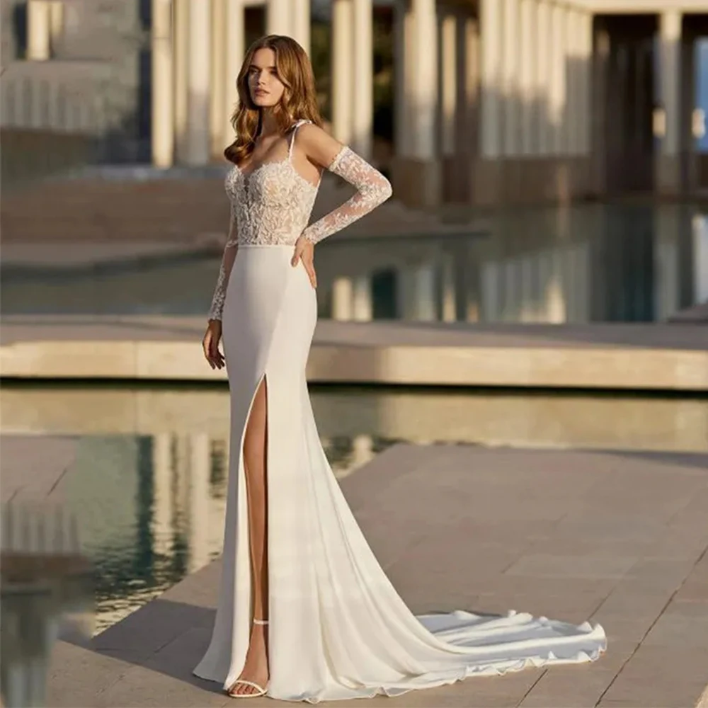 Sexy V-neck Lace Appliques Bohemian Wedding Dresses Charming A-line Backless Long Sleeved High Split Bridal Gown Floor Length