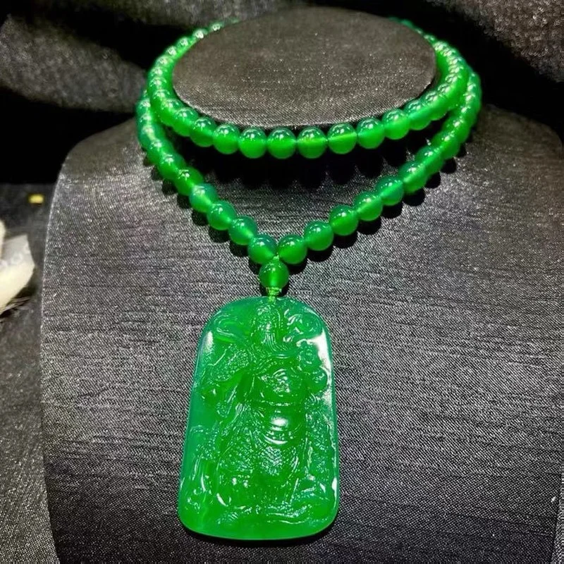 Natural Agate Chrysoprase Guan Gong Pendant Simple Joker Pendant Necklace for Men and Women