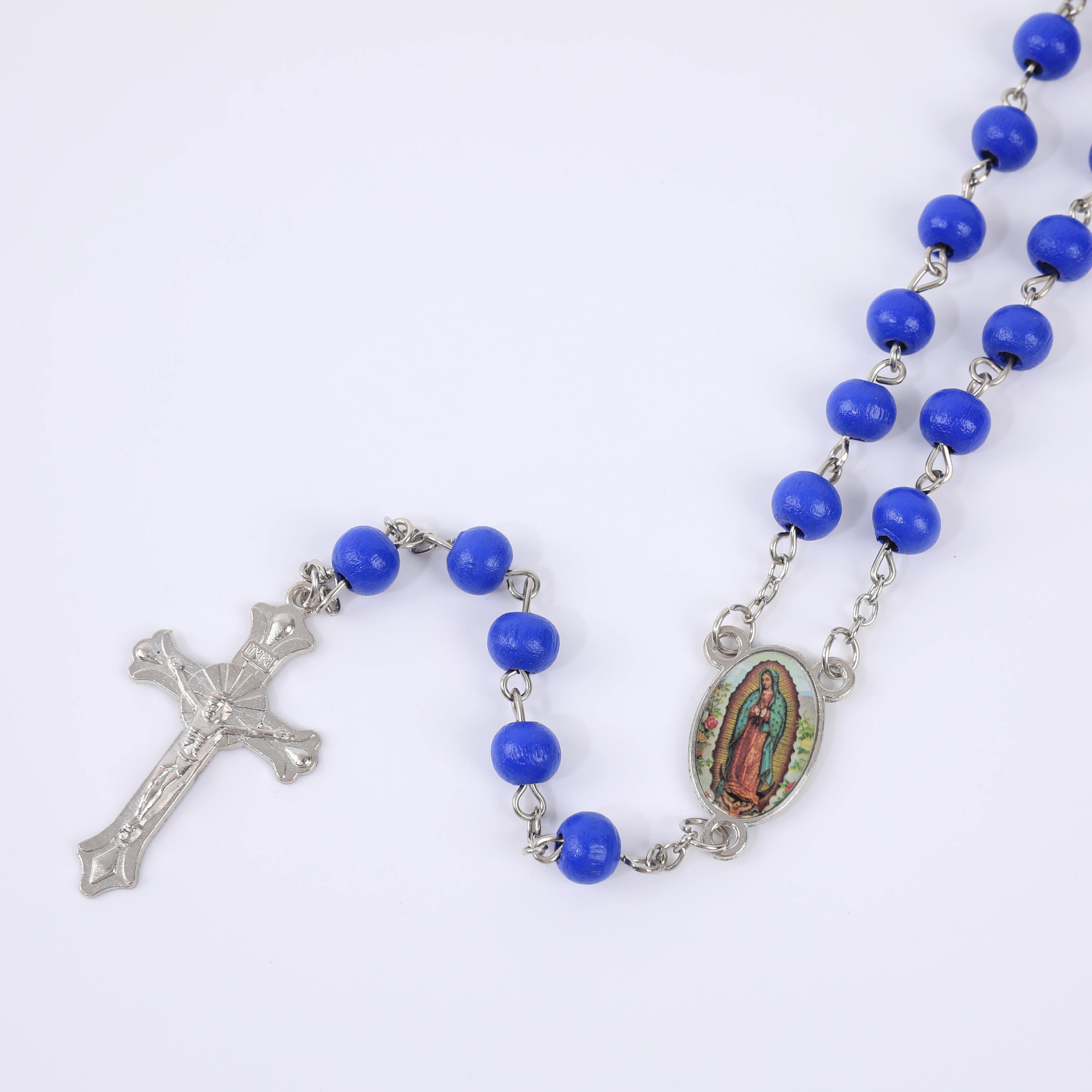 Blaue Rosenkranzkette für Damen und Herren, 6 mm, aus Holz, lange Kette, religiöser Anhänger mit der Jungfrau Maria und einem Kreuz, Herrenschmuck für Partys, Geschenk. – Detail 22