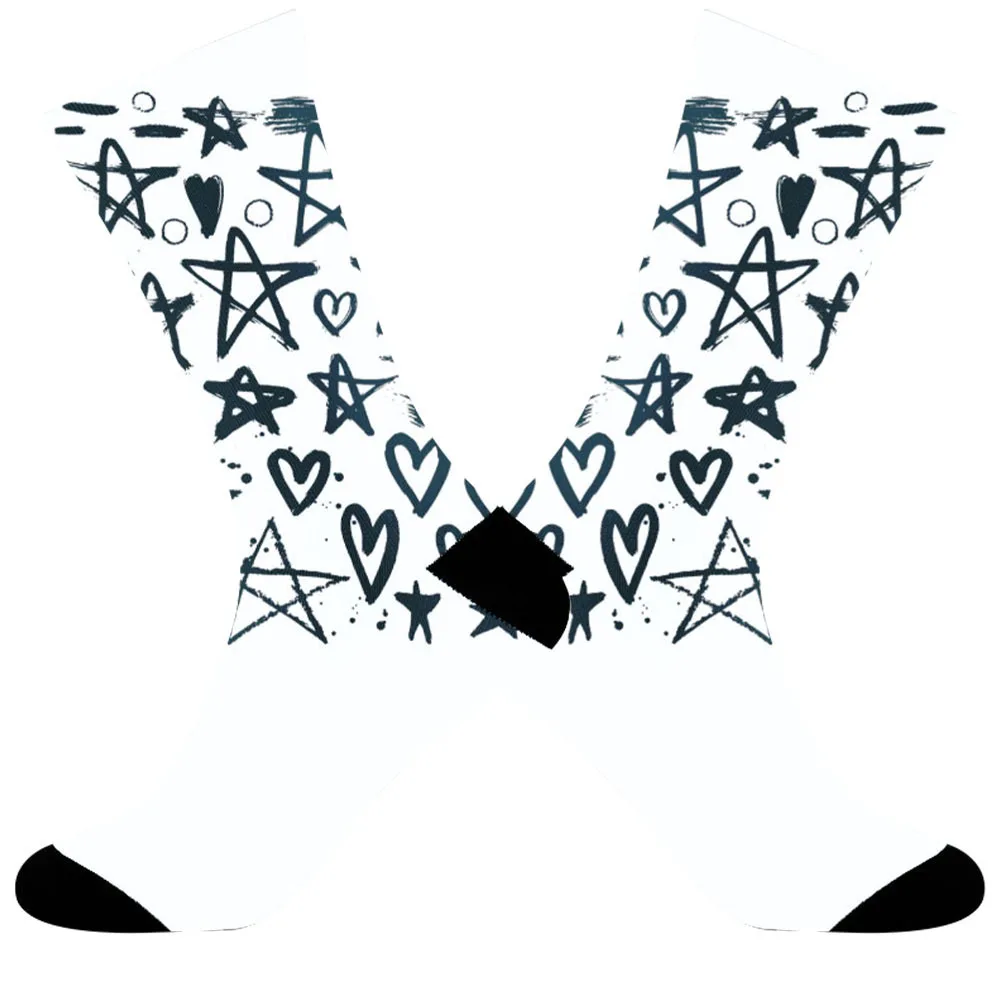 2025 Nuovo materiale traspirante in seta di ghiaccio, raffreddamento sportivo senza piedi attaccati, calzini dipinti con spray forniscono un'esperienza fantastica.