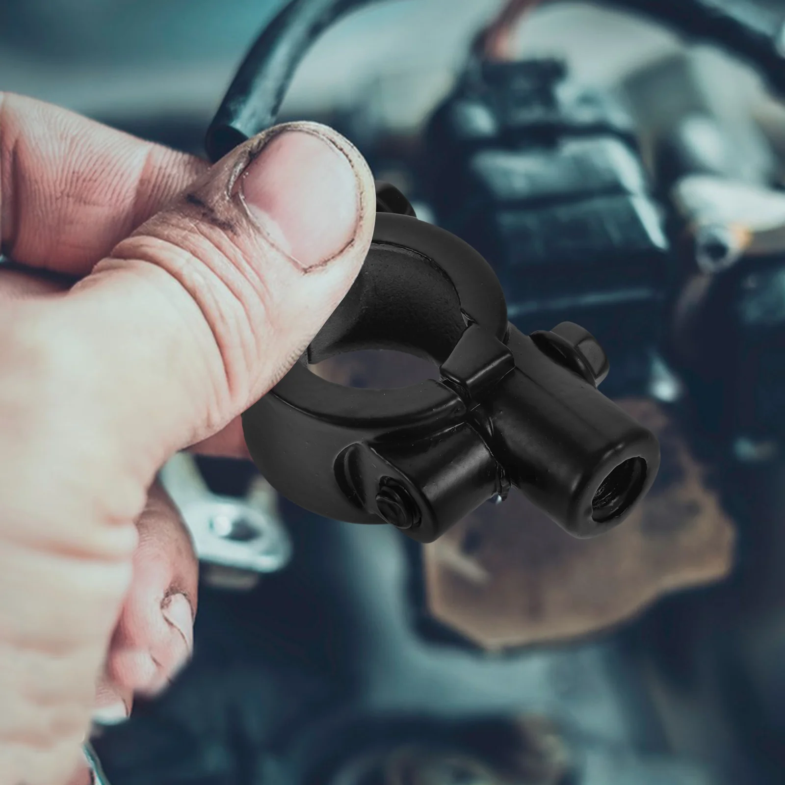 

Universal Motorcycle Mirror Mount Clamp 8Mm Iron Handlebar Rearview Side Mirror Adapter Holder for Motorbikes Scooters Atvs