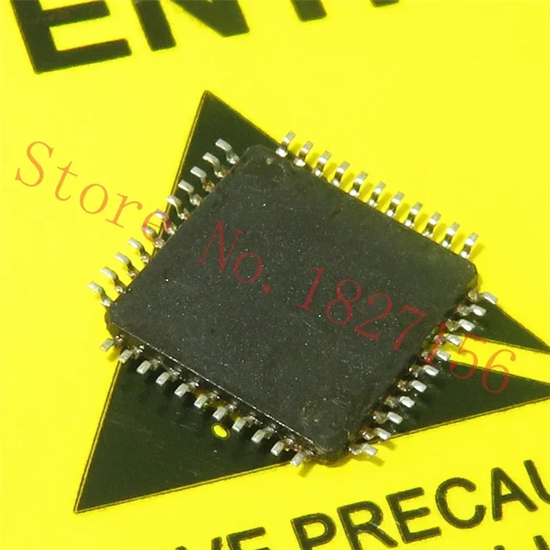 1pcs/lot PIC16F74-I/PT TQFP PIC16F74 TQFP44   28/40-pin, 8-bit CMOS FLASH Microcontrollers