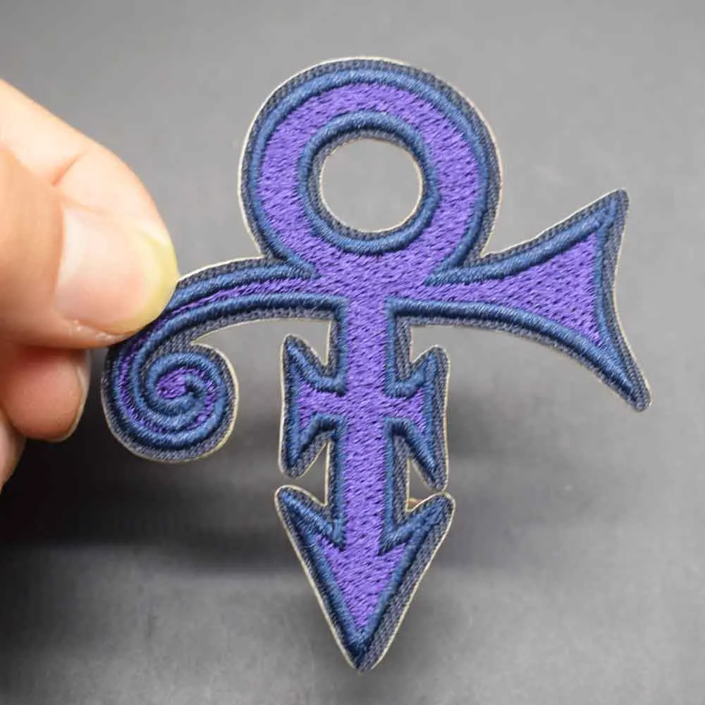 Original Purple Words Arrow Things Iron On Embroidered Clothes Patches For Clothing Music Band Stickers Garment Wholesale