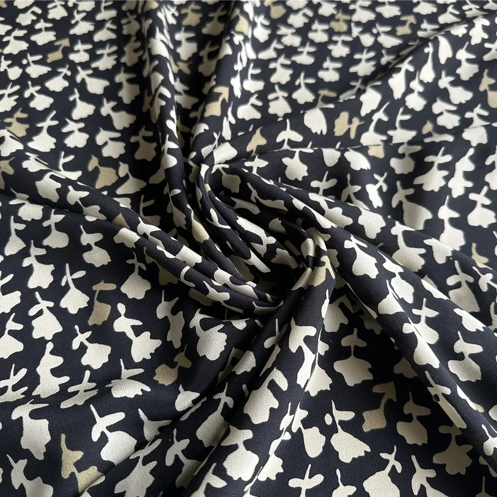 1 meter 100% Mulberry Silk 17 momme Crepe Silk Fabric Black Floral Printed 136cm 53.5