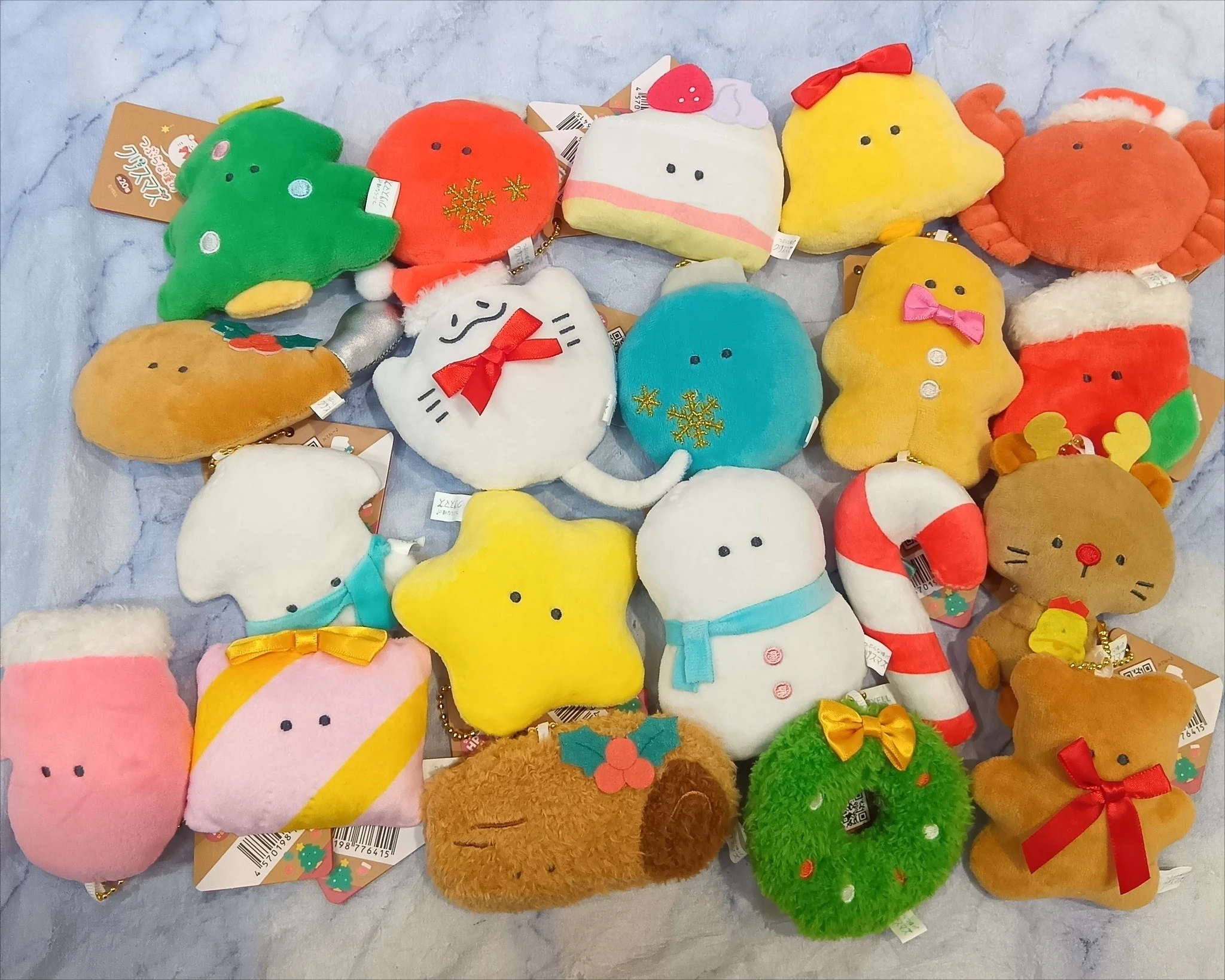 11.5 سنتيمتر YELL ألعاب من القطيفة جولة العينين شجرة عيد الميلاد قلادة حلي معلقة هدايا نافيداد السنة الجديدة ديكورات المنزل للحزب