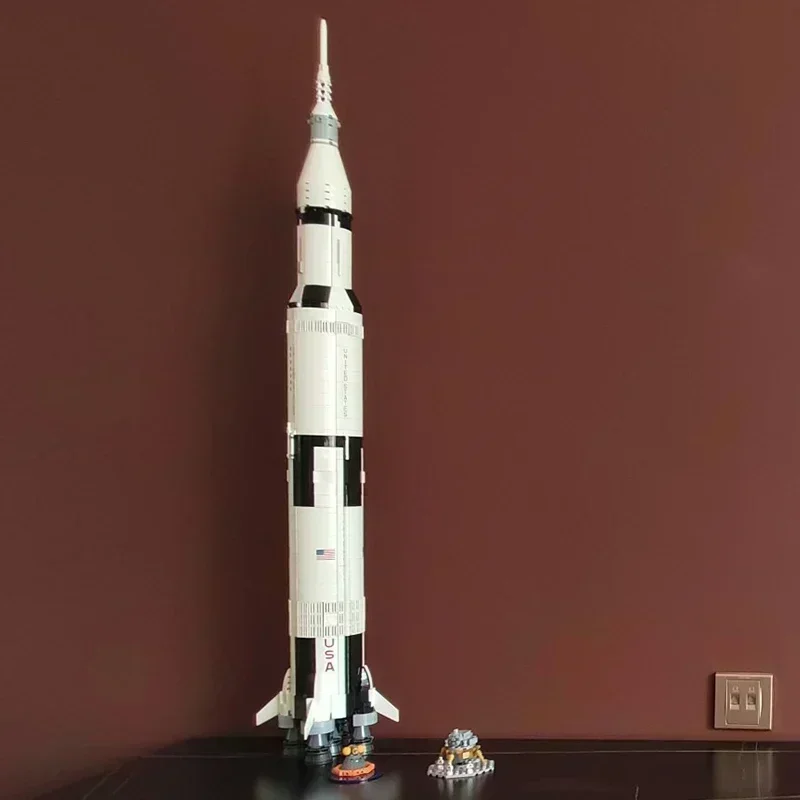 In Stock The Apollo Saturn V 92176 100Cm Space Rocket Building Blocks Bricks Kids Adults Toys Christmas Birthday Gifts 21309