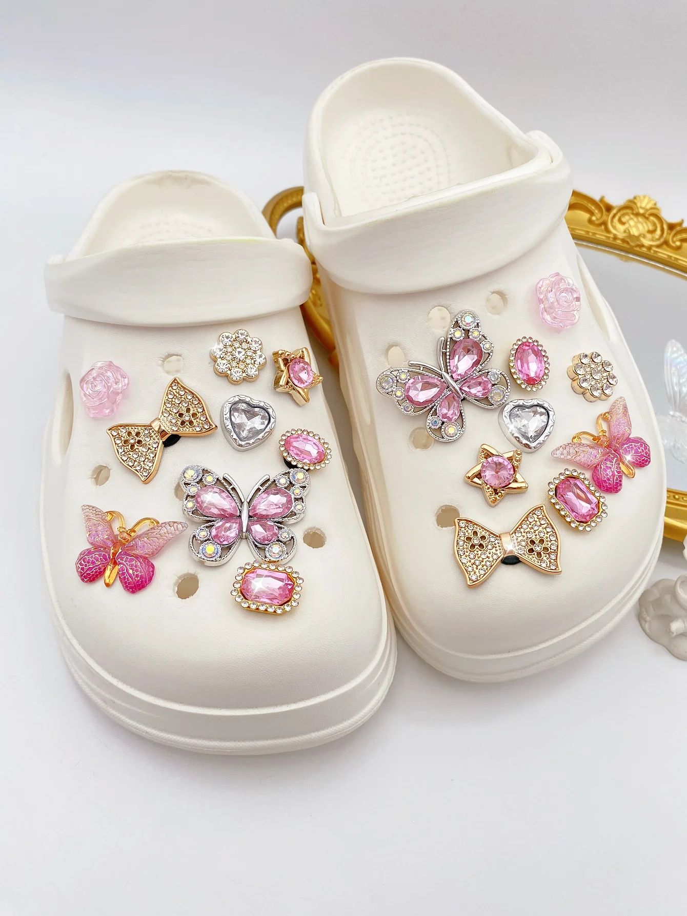 18 pink ABS diamond butterfly, golden dot diamond bow, silver ABS heart diamond, pink rose, pink ABS five-pointed star gemstone