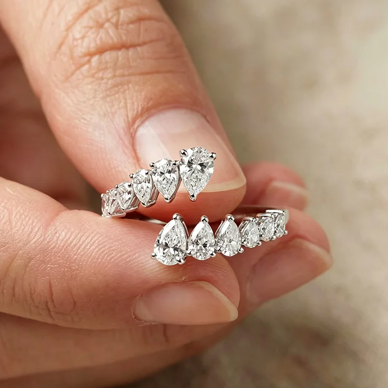 Premium 1,6 Karat Birnenförmiger Labor-Diamantring für Damen DEF VS-VVS Reinheit Massives Platin 950 Offener Ring – Detail 7