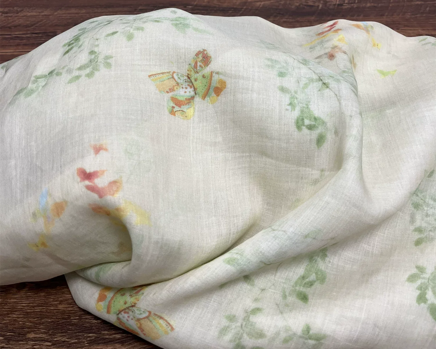 1yard Antique butterfly print tissu,Lightweight skin friendly ramie fabric,gown,dresses,shirts cheongsam fabric for clothing